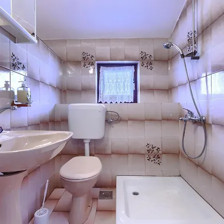 Bakic By Interhome *