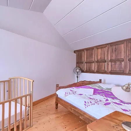 Bakic By Interhome * קרניצה
