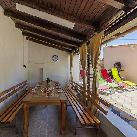 Holiday home Bakic By Interhome