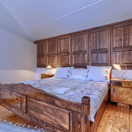 Bakic By Interhome Nyaraló