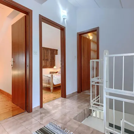 Bakic By Interhome Vakantiehuis Krnica