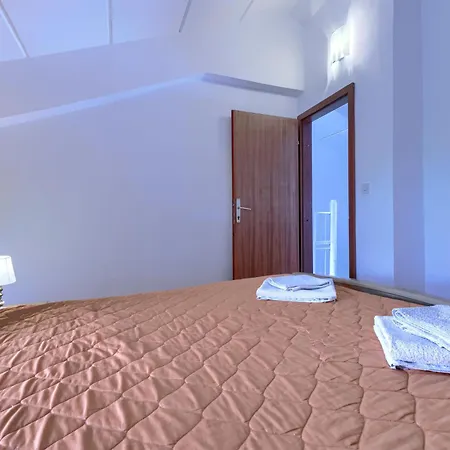 Bakic By Interhome Vakantiehuis Krnica