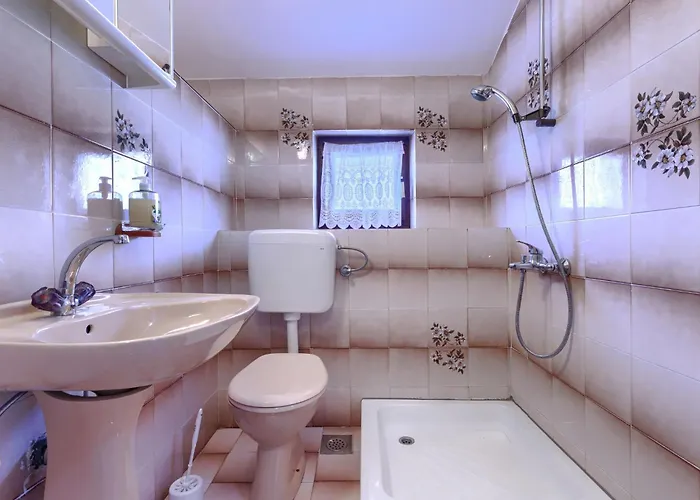 Bakic By Interhome *